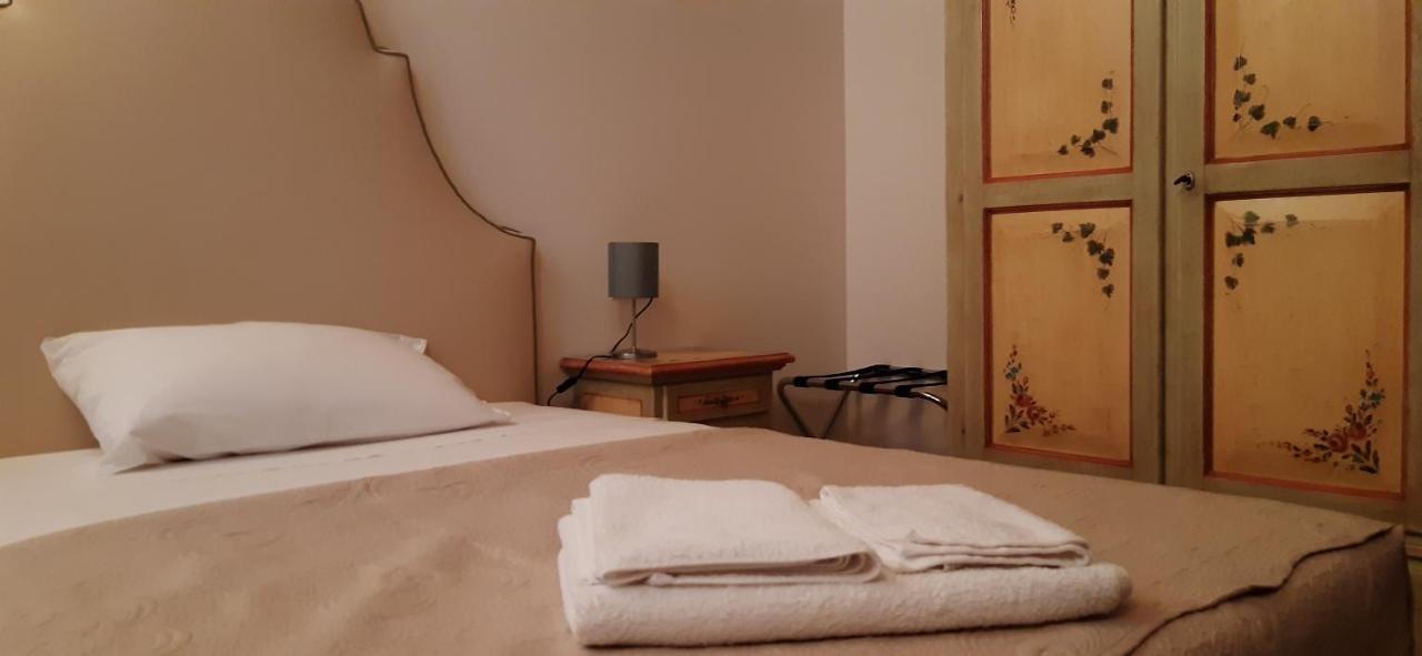 Santa Maria Di Lorgana Bed & Breakfast Minerbio Bagian luar foto