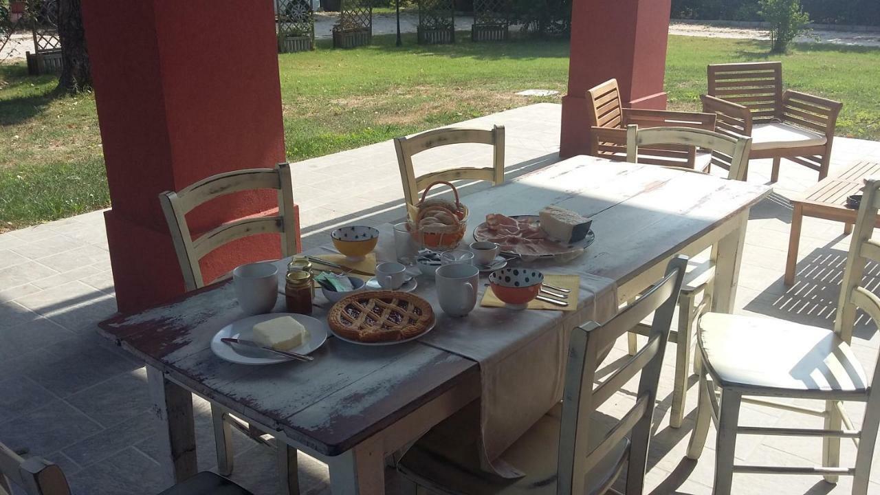 Santa Maria Di Lorgana Bed & Breakfast Minerbio Bagian luar foto
