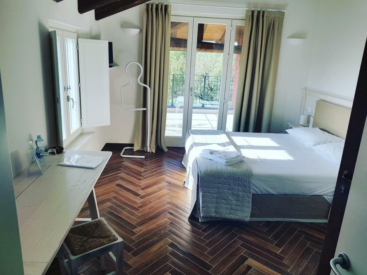 Santa Maria Di Lorgana Bed & Breakfast Minerbio Bagian luar foto