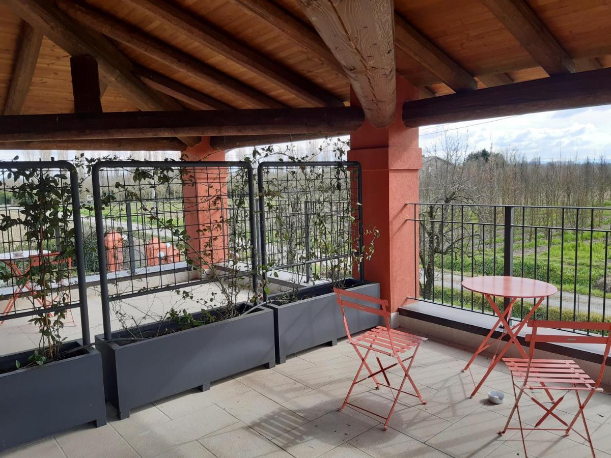 Santa Maria Di Lorgana Bed & Breakfast Minerbio Bagian luar foto